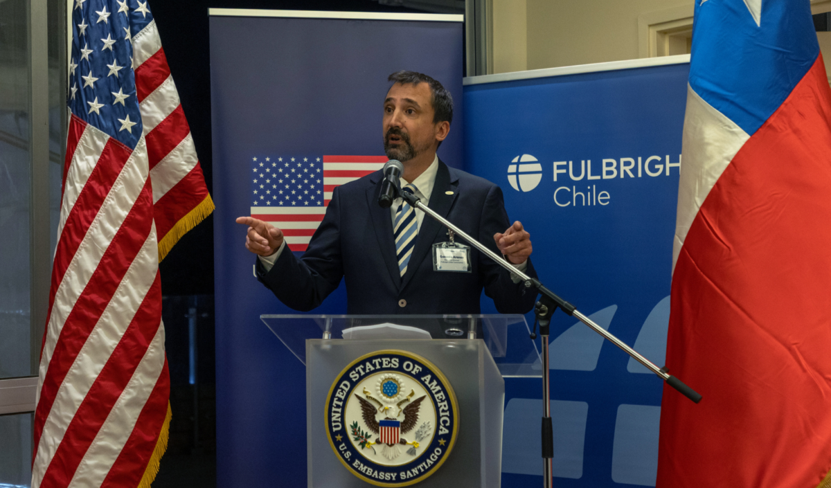 Fulbright Chile firma convenios con INACH e INLiSa para fortalecer la cooperación científica entre Chile y Estados Unidos