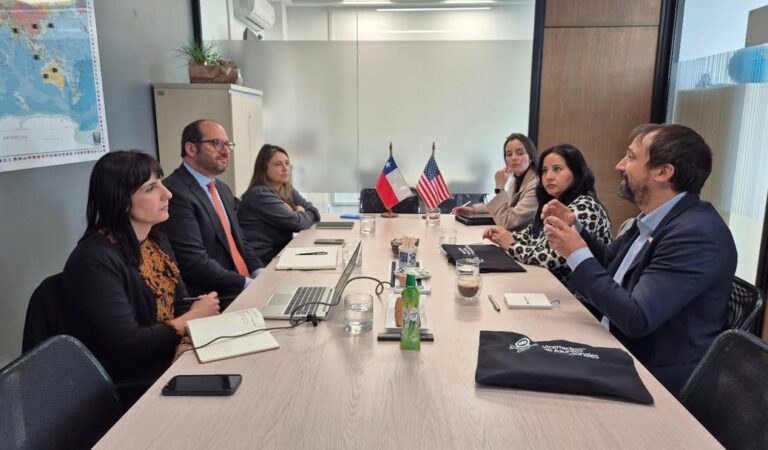Encuentro entre Fulbright Chile y la Universidad Andrés Bello marca nuevas oportunidades de cooperación